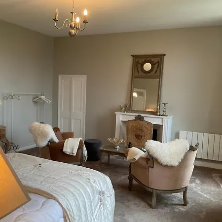 Alojamento de Acomodação e Pequeno-almoço Le Bourg