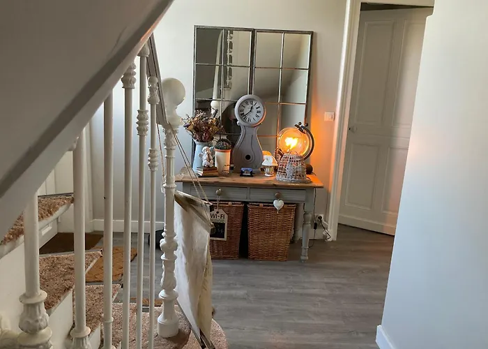 Le Bourg Asnieres-en-Bessin